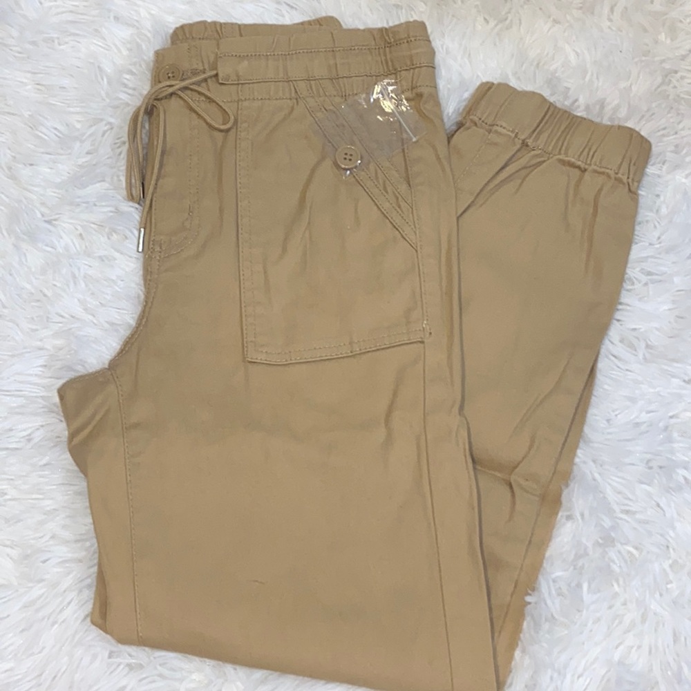 Skinny, size Small  cargo pants😊